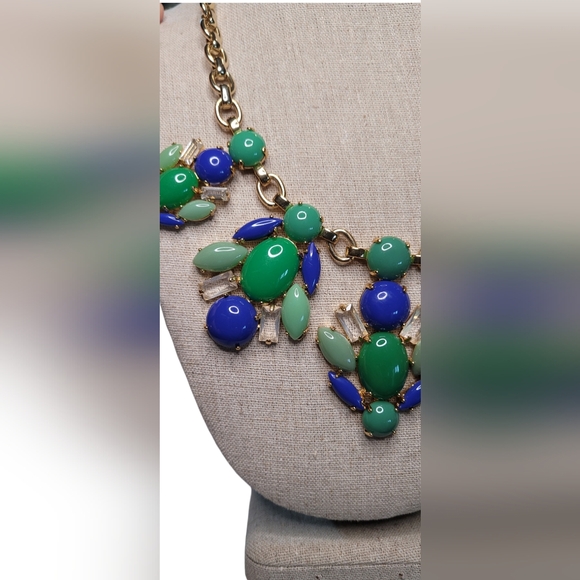 Stella & Dot Juniper Statement Necklace - Picture 12 of 13